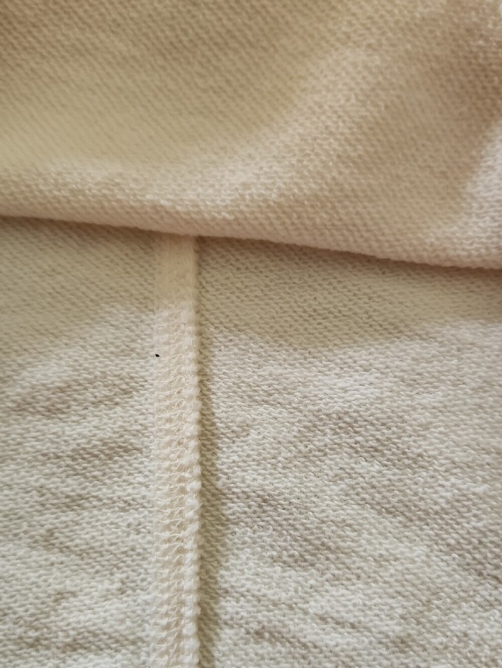 Calvin Klein Cream Crewneck Sweatshirt Top - Picture 7 of 9